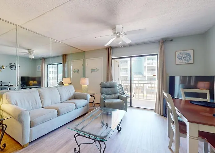 Apartment Beautiful In Gulf-front With Shared Pool Free Wifi & Ac
