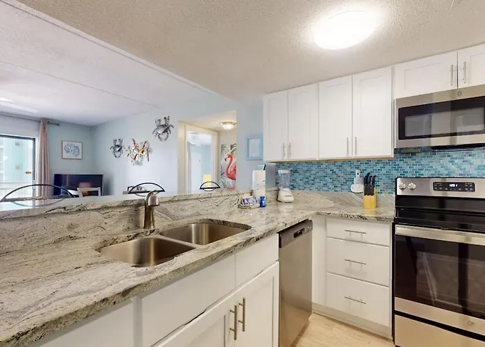 Apartment Beautiful In Gulf-front With Shared Pool Free Wifi & Ac