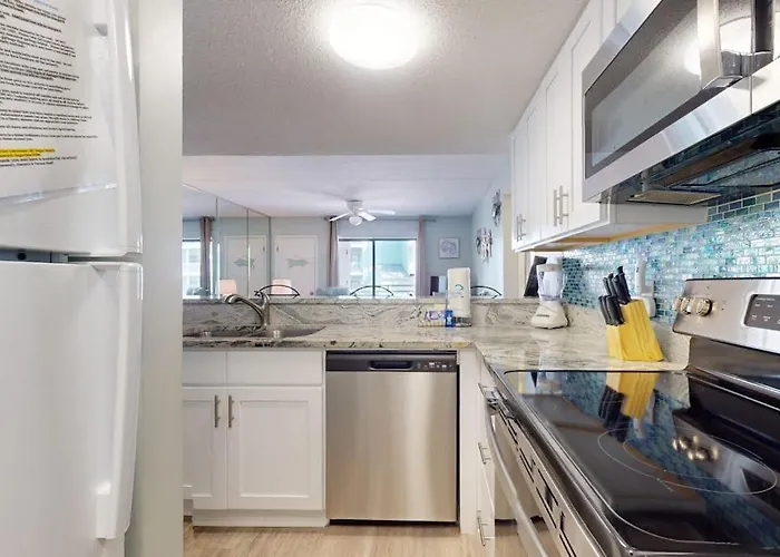 Beautiful In Gulf-front With Shared Pool Free Wifi & Ac