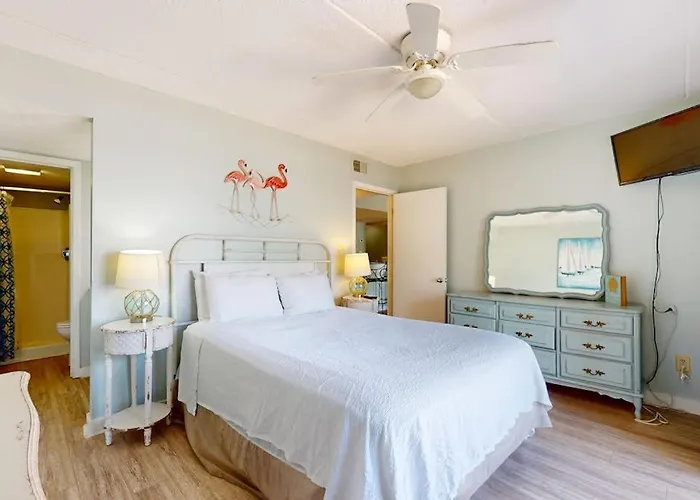 Beautiful In Gulf-front With Shared Pool Free Wifi & Ac * Gulf Shores