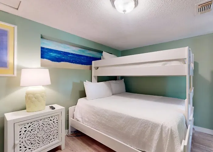 Apartment Beautiful In Gulf-front With Shared Pool Free Wifi & Ac