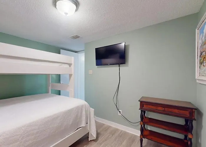 Apartment Beautiful In Gulf-front With Shared Pool Free Wifi & Ac Gulf Shores