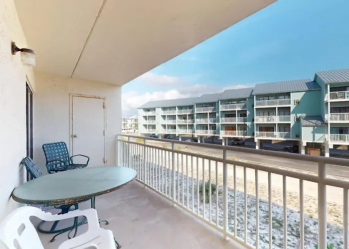 Beautiful In Gulf-front With Shared Pool Free Wifi & Ac Apartment *