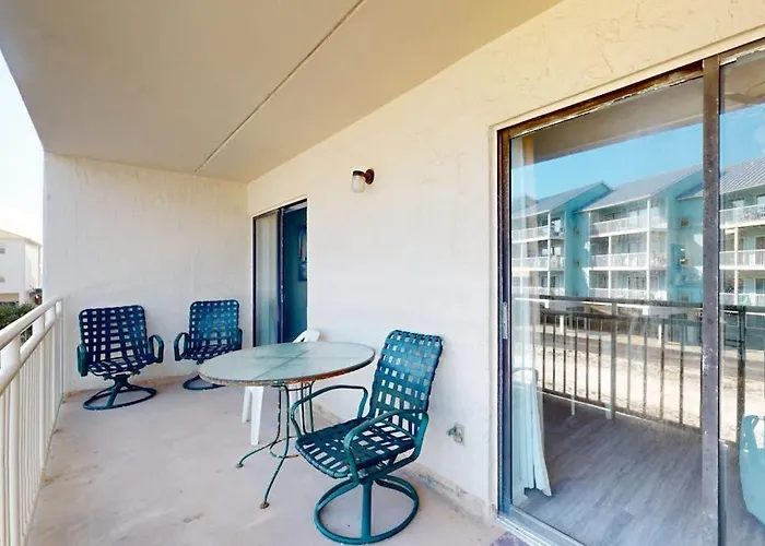 Apartment Beautiful In Gulf-front With Shared Pool Free Wifi & Ac *