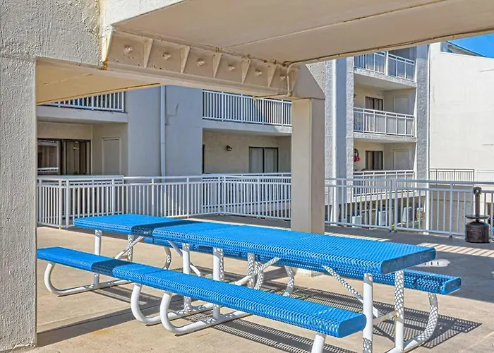Beautiful In Gulf-front With Shared Pool Free Wifi & Ac * Gulf Shores